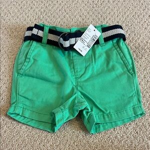 NWT CHILDRENS PLACE 6-9 months shorts